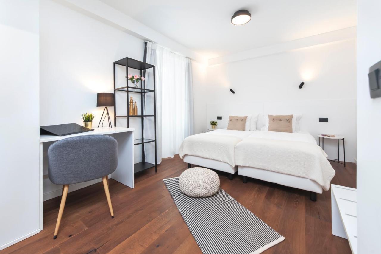 Modern And Cozy Apartments Salt & Pepper In Heart Of Ρόβινι Εξωτερικό φωτογραφία