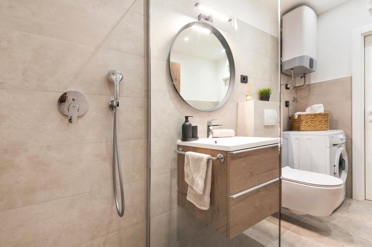 Modern And Cozy Apartments Salt & Pepper In Heart Of Ρόβινι Εξωτερικό φωτογραφία